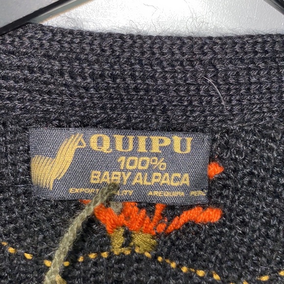 QUIPU NWOT 100% baby alpaca floral embroidered button up cardigan size S black - Picture 4 of 10